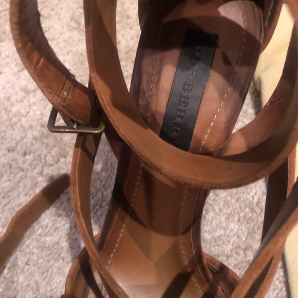 AUTHENTIC Burberry Aviator Wedge Sandals 39 - Picture 3 of 5